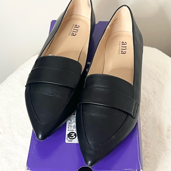 Anna Black Flats Minimalist Loafers - Picture 2 of 5